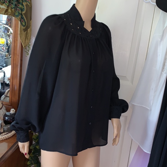 Vtg black mandarin collar eyelet trim France button down Secretary blouse M - Picture 13 of 15